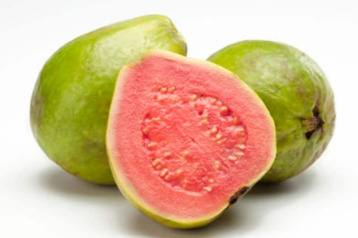 Guava Health Benefits 5 Reasons Why You Must Eat Amrood in Winters