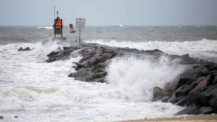 Tropical Storm Ophelia makes landfall along North Carolina coast