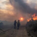 Devastating Simons Town fire rips through 450ha